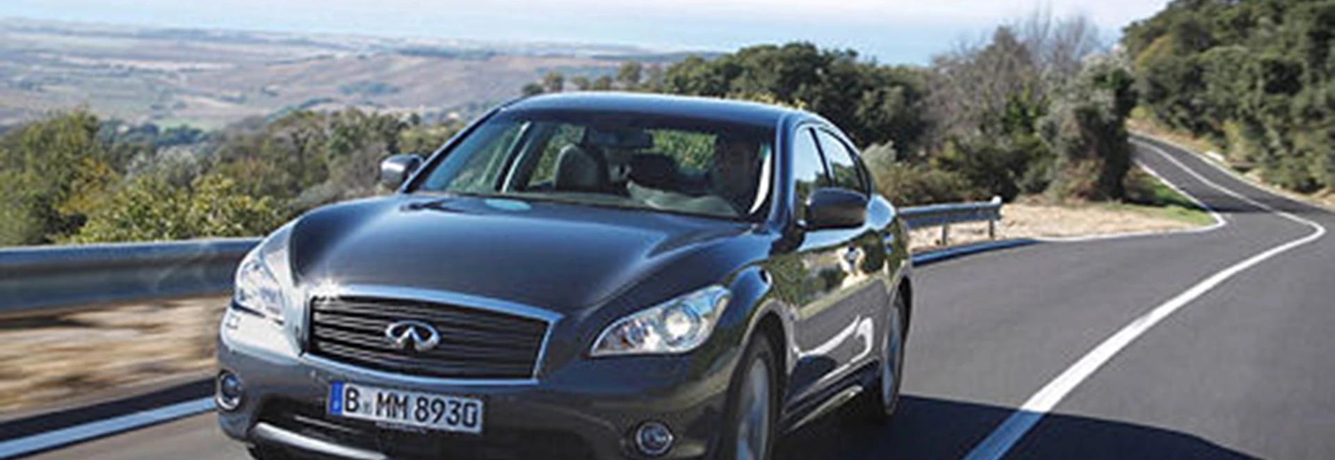 Infiniti M30d GT Premium